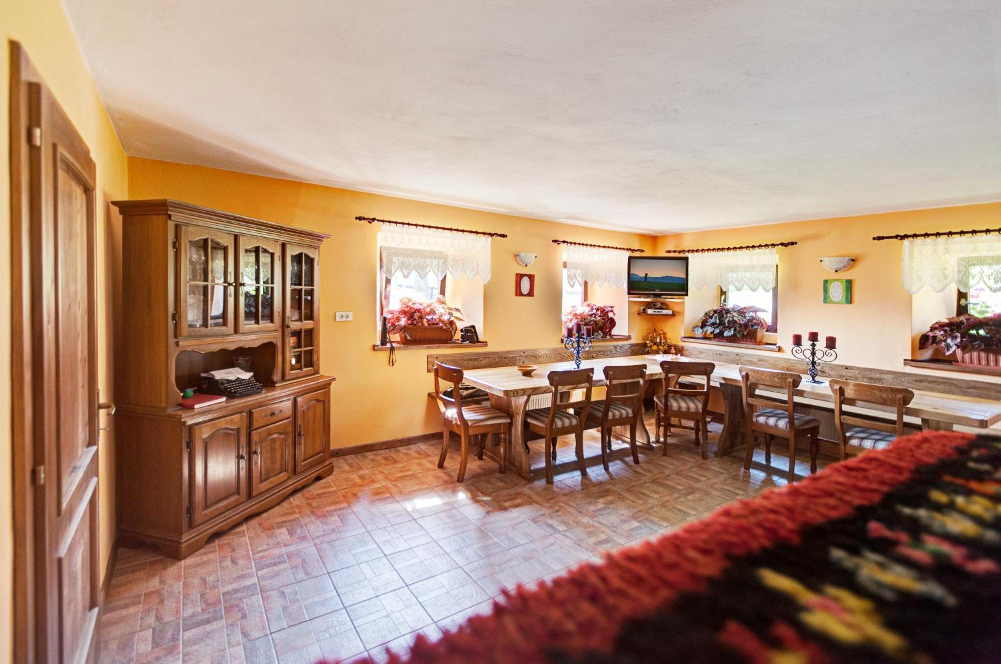 Apartmaji Pr-Gujlu Sela Nad Podmelcem 5220 Tolmin Podmelec Buitenkant foto