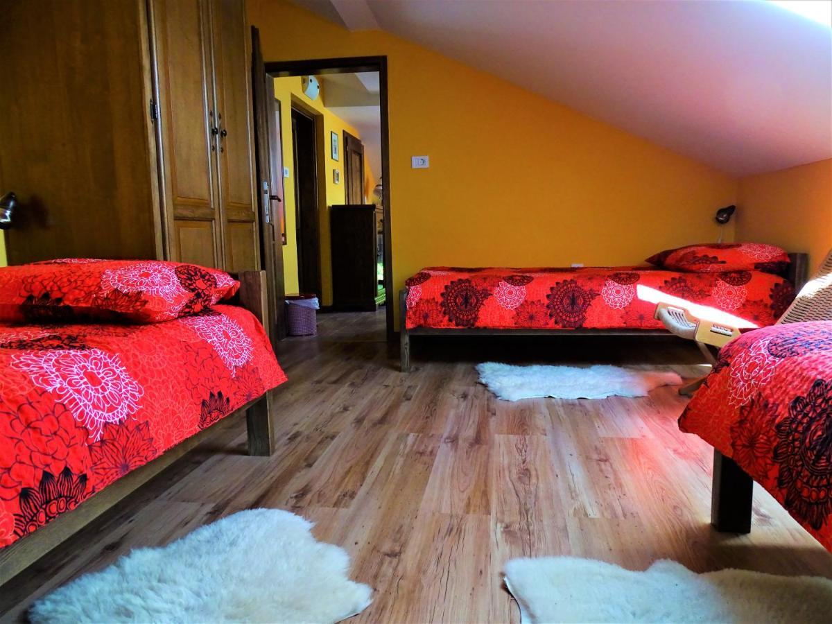 Apartmaji Pr-Gujlu Sela Nad Podmelcem 5220 Tolmin Podmelec Buitenkant foto